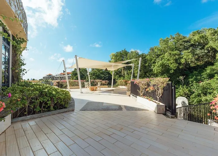 Affordable 1 Bedroom Private With Infinity Pool In